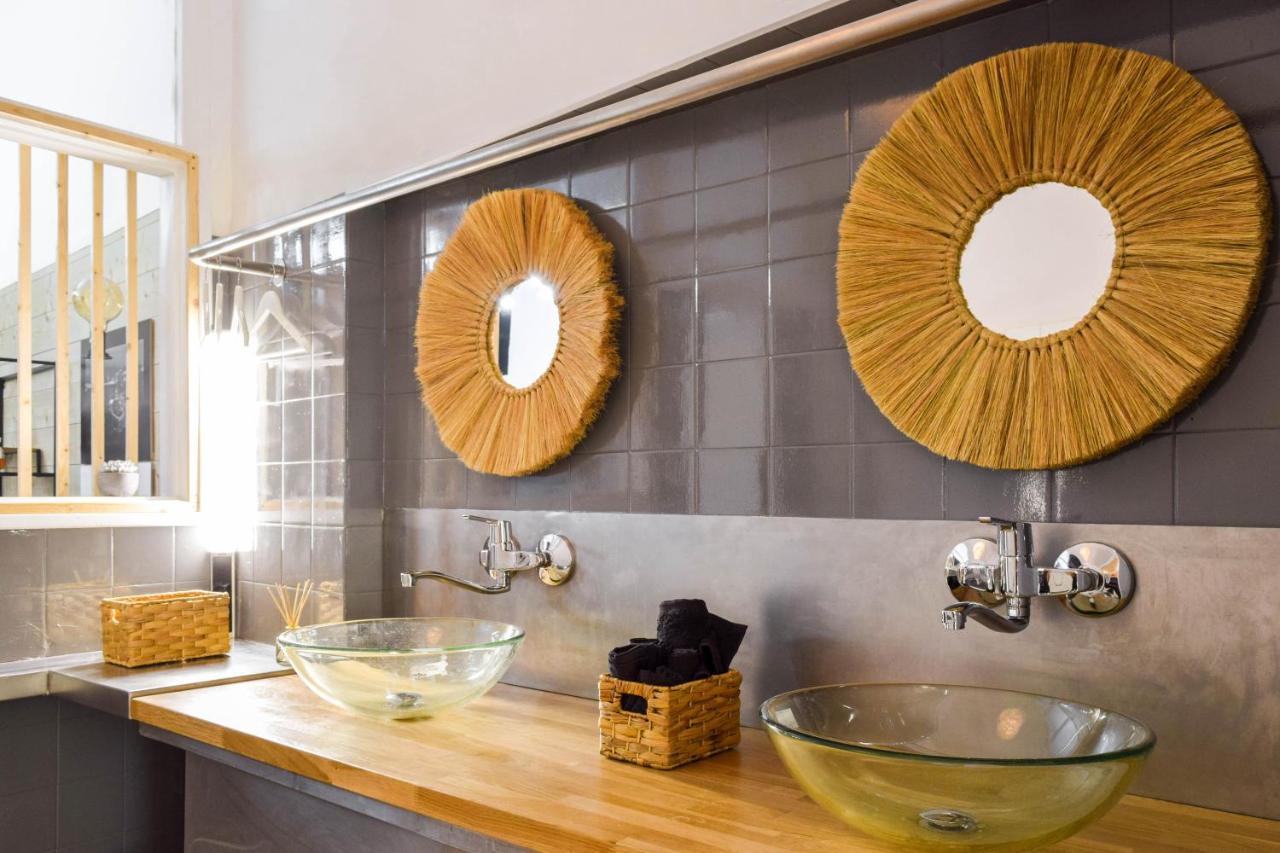 Cal Capo Alojamiento Con Jacuzzi Apartment Besalu Exterior photo